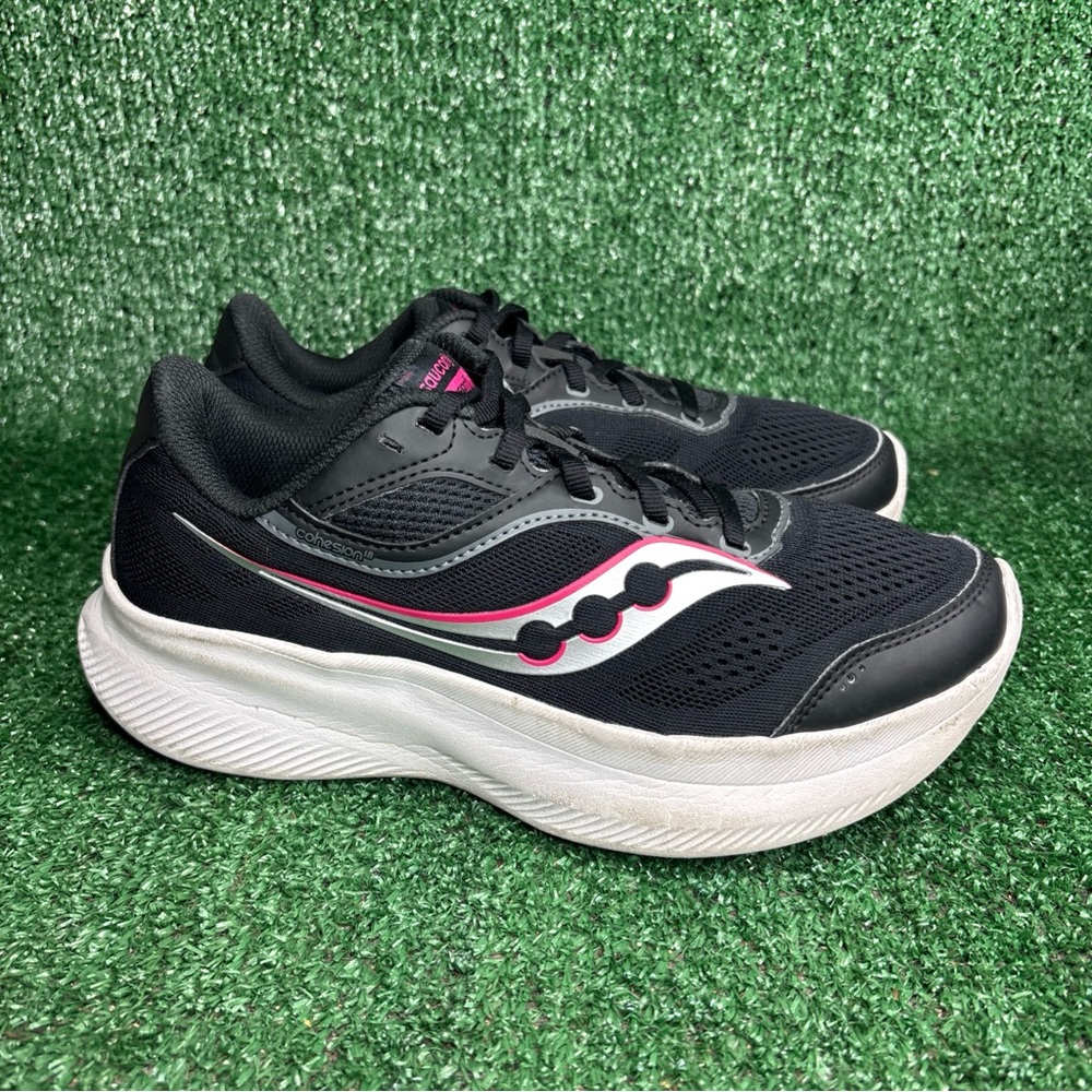 Saucony Womens Cohesion 18 Comfort Athletic Shoes Black Size 7.5 Wide